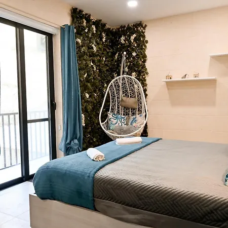 Апартаменты Valley Mist Nb 1 Gozo - Happy