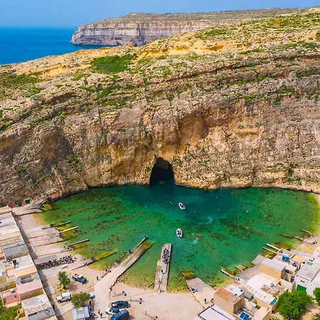 Bay Wonderfull 3 Bedroom Gozo - Happy Апартаменты Ксленди
