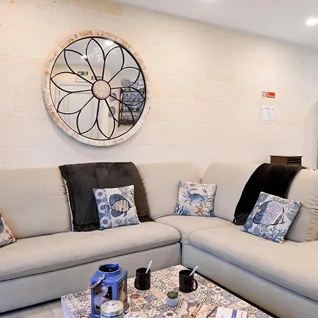 Bay Wonderfull 3 Bedroom Gozo - Happy